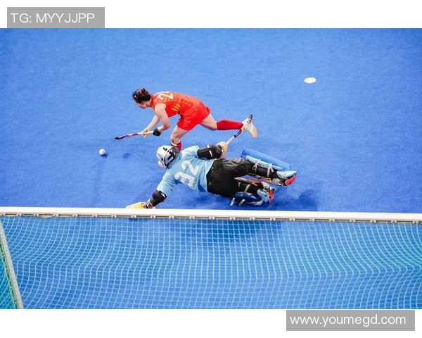 武汉排球队全运会精彩配合展现团队精神与竞技实力的完美结合