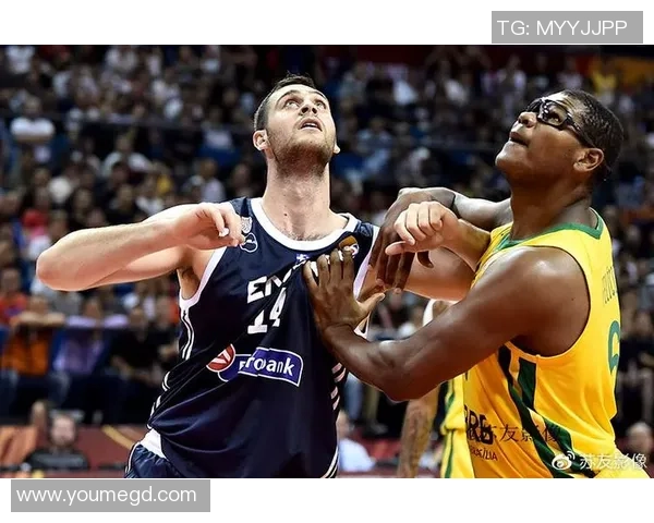 南京足球队在全国锦标赛积分榜上以76分稳居第一名引发关注